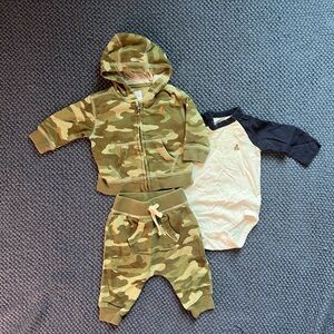 GAP Kids Camo Matching Set with Hoodie and Long Sleeve Onesie